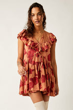Load image into Gallery viewer, Free People Size X- Small Red Print Top- Ladies
