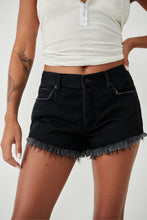 Load image into Gallery viewer, Free People Size 26 Black Shorts- Ladies

