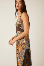 Load image into Gallery viewer, Free People Size X- Small Brown Print Dress- Ladies
