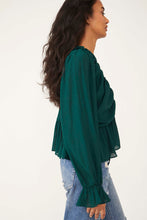 Load image into Gallery viewer, Free People Size X- Small Hunter Green Top- Ladies
