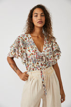 Load image into Gallery viewer, Free People Size X- Small Tan Print Top- Ladies

